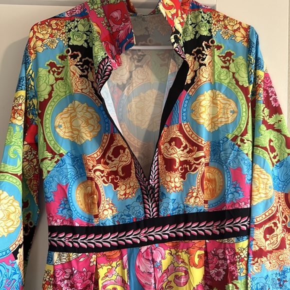 Versce alike brand new - Picture 2 of 3